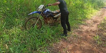Puerto Esperanza: recuperan motocicleta robada.