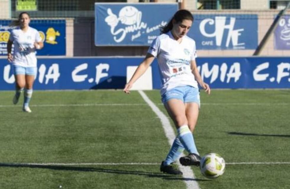 La jugadora Paula Dapena, quién no guardó el minuto silencio por Maradona, fue amenazada de muerte