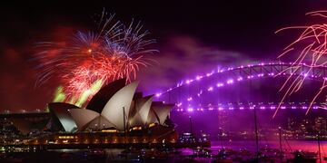 Con un show de fuegos artificiales en Sidney, Australia recibió el 2022.