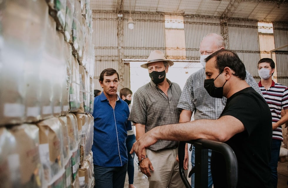 Herrera Ahuad visitó la Cooperativa Tucanguá de Ruíz de Montoya y se comprometió con más tecnología