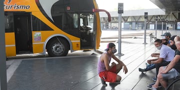 Encontraron a un menor mendocino armado en un colectivo que iba hacia Jujuy.
Foto José Gutierrez/ Los Andes