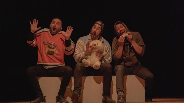Fiesta de La Noche Más Larga: a sala llena realizaron la obra teatral “Dark Rabbit”