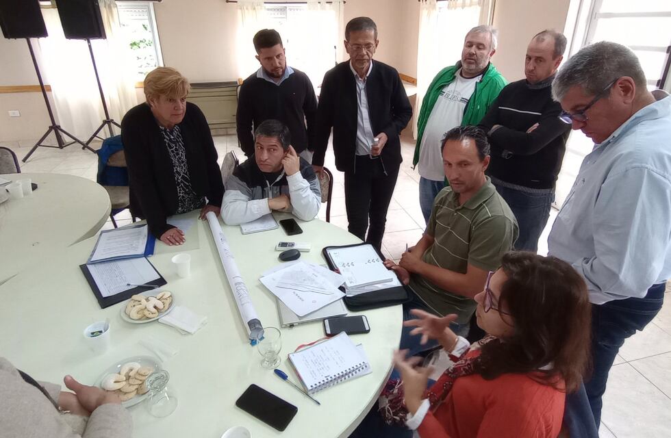 Reunión entre concejales y vecinos con Vialidad Nacional