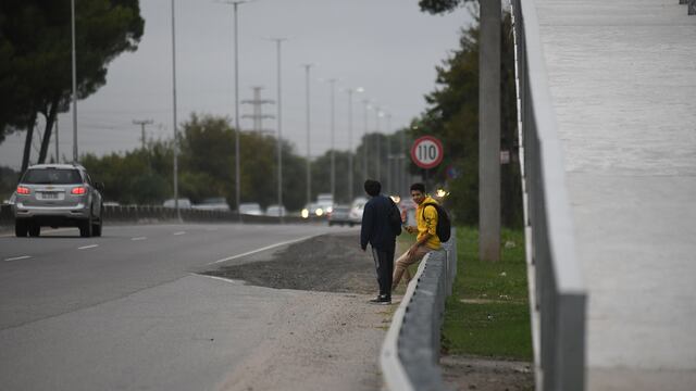 Arrancó el paro del transporte interurbano en Córdoba. (Ramiro Pereyra / La Voz)