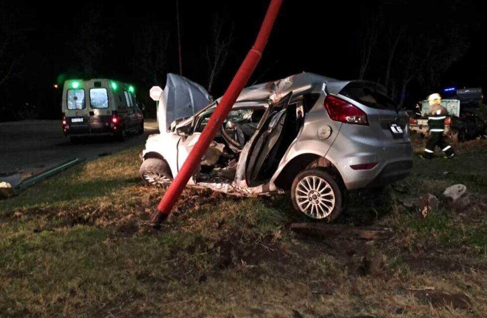 Imágenes sensibles: impresionante choque entre dos autos en San Luis