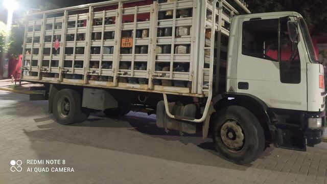 La Policía secuestró la mochila encontrada y detuvo a los falsos denunciantes.