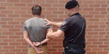 Violencia en San Vicente: joven atacó a machetazos a su propia madre.