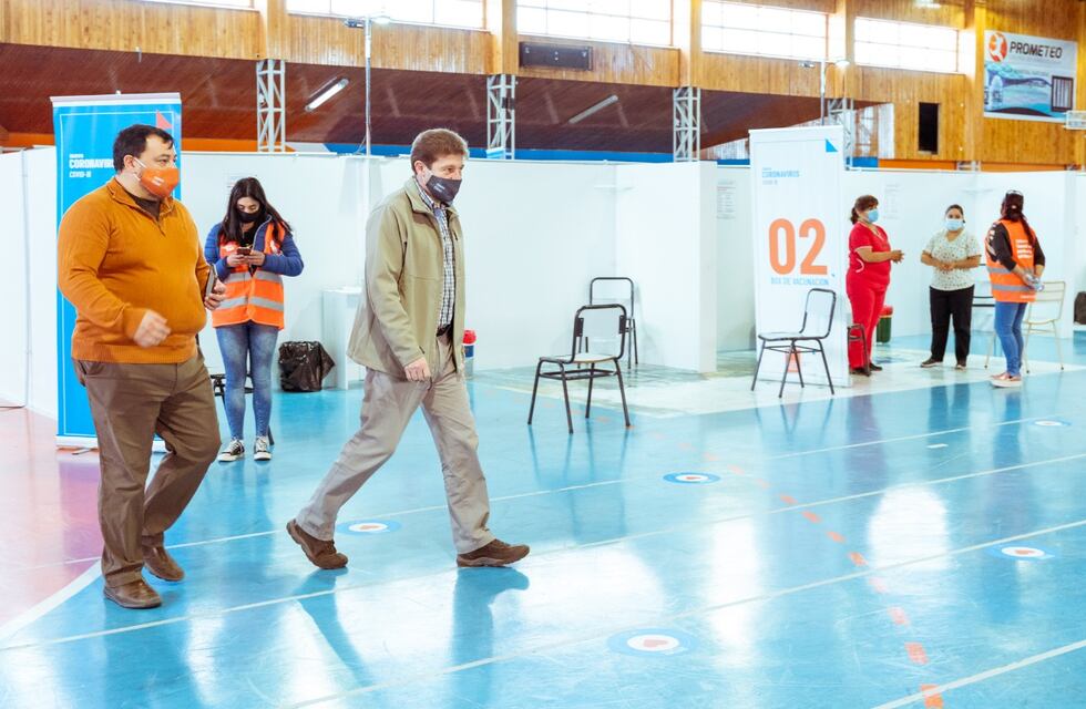 El Gobernador visitó el Gimnasio Muriel en Río Grande