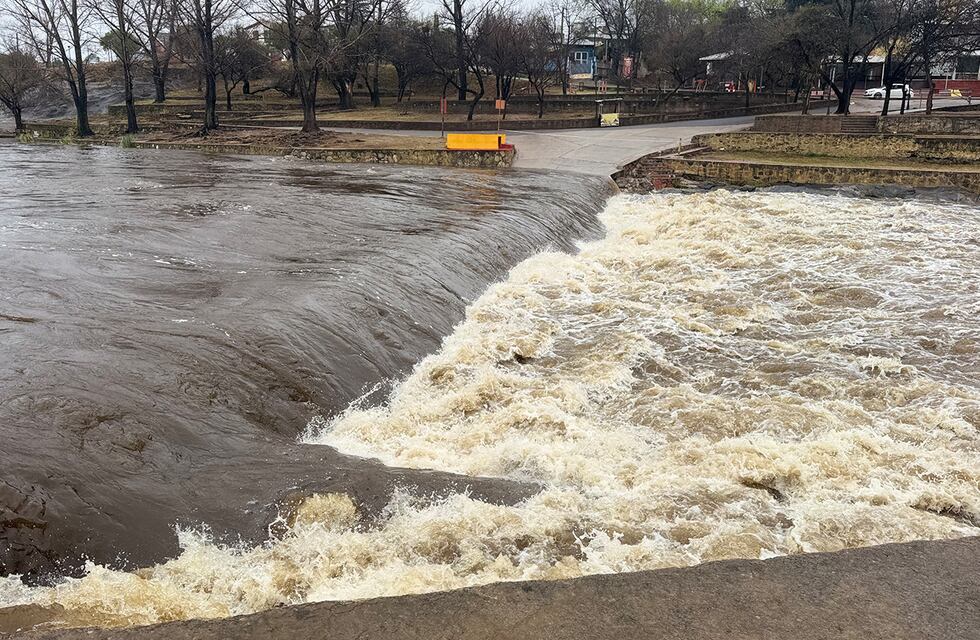 Cómo estará el clima este sábado: sigue vigente el alerta para Carlos Paz y la región