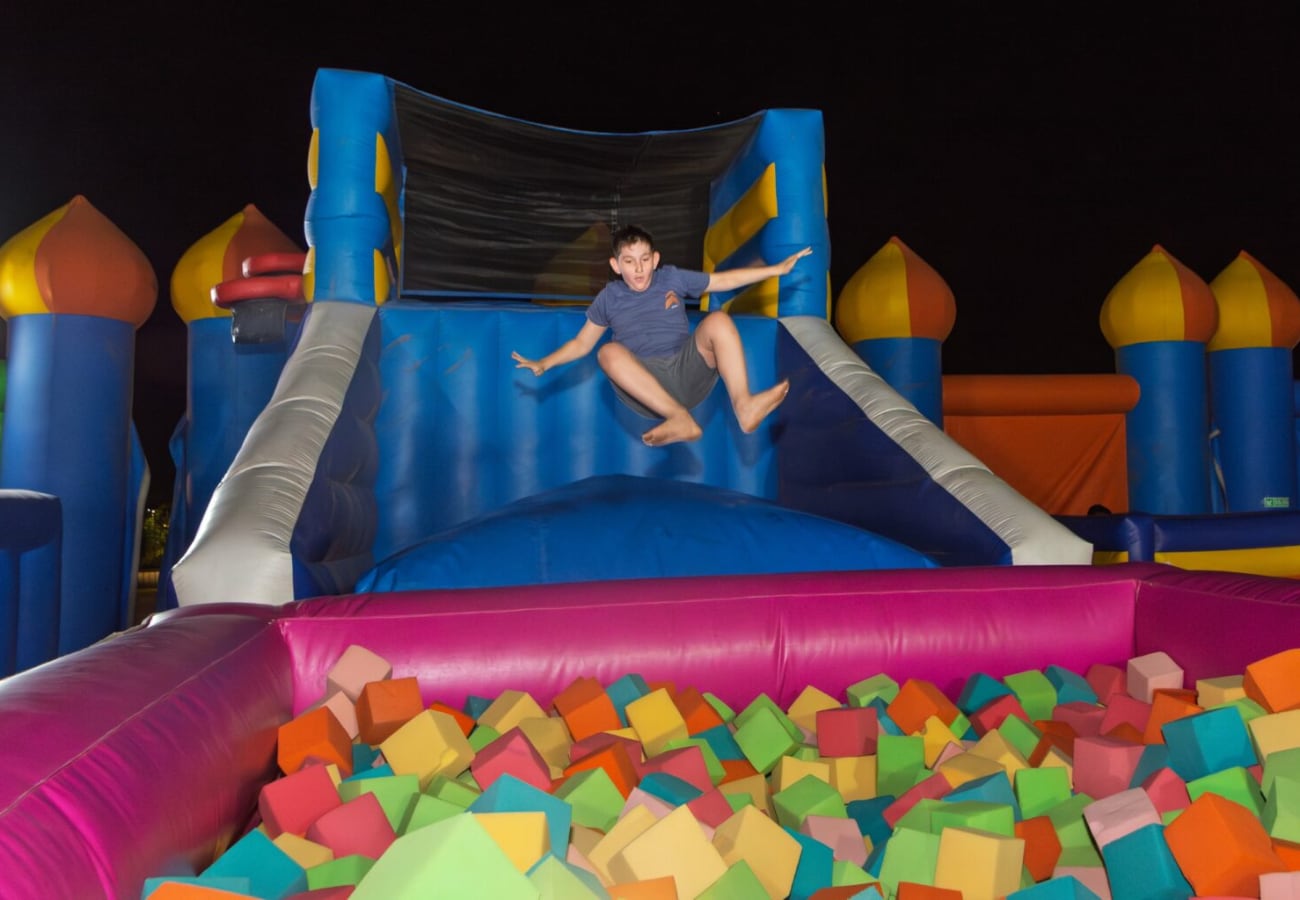 Cómo es el parque inflable que abrió en Córdoba.