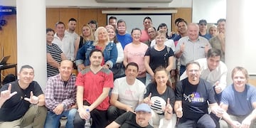 Reunión de trabajo entre los sectores COMPROMISO y A LA LIBERTAD.