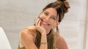 Mónica Ayos posó en microbikini desde Miami