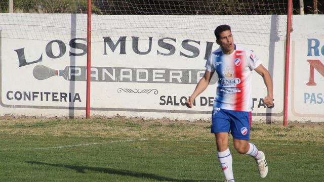 Pedro Fernández regresa a Rosario Puerto Belgrano.