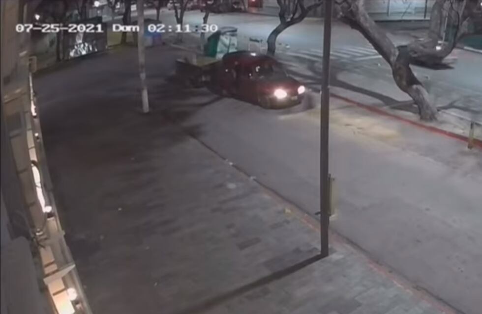 Córdoba: tras robarlo, decidió devolver el baño químico porque lo vio su hijo