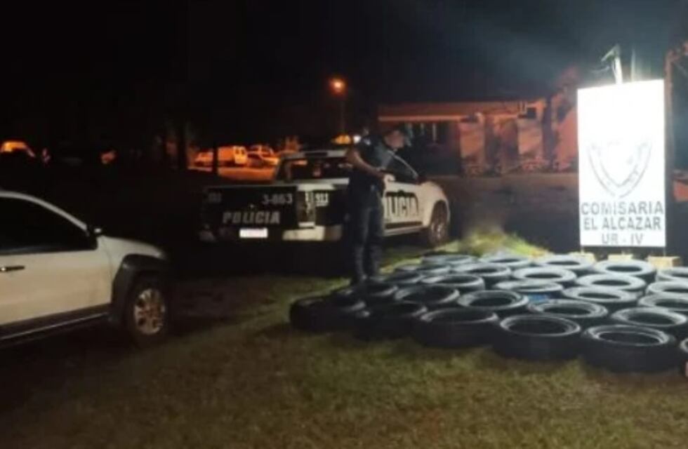 Secuestran cargamento de neumáticos en El Alcázar