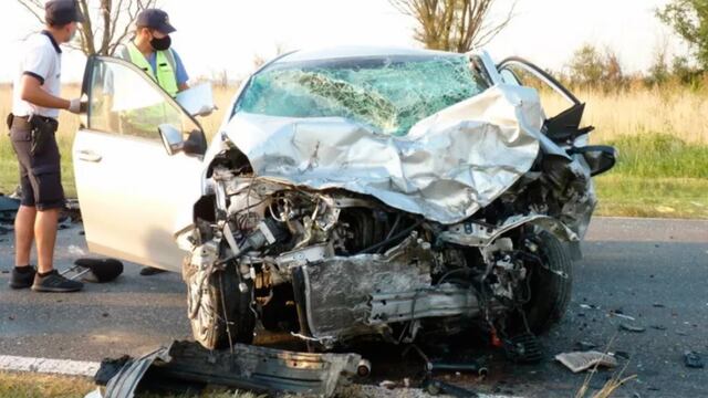 La Pampa. Así quedó uno de los autos involucrados en el choque (Diario La Arena).