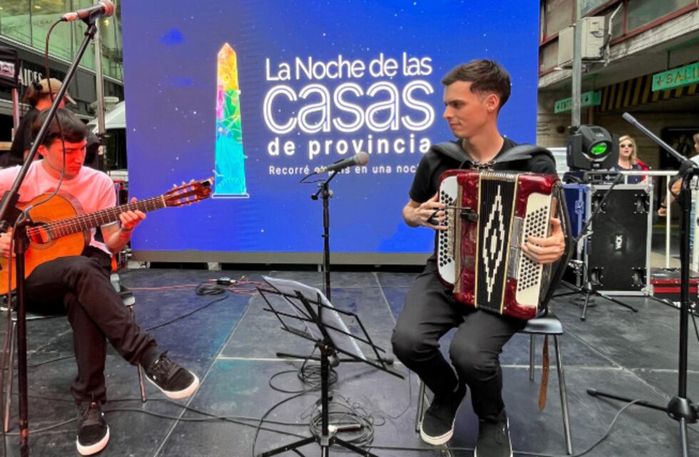 Paraná deslumbró al país con sus atractivos turísticos en la Noche de las Casas de Provincia