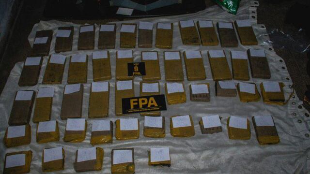 Secuestran ladrillos de marihuana y cocaína en Córdoba. (Mpfcordoba.gob.ar)