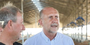 El rafaelino visitó un tambo de Colonia Hugentobler en el reinicio de la campaña provincial.