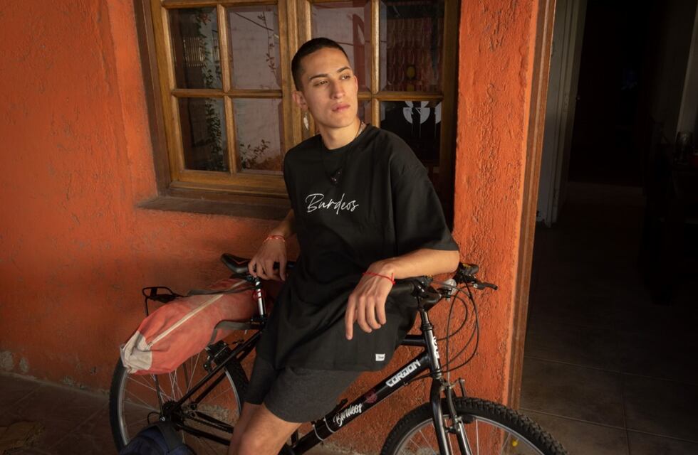 Jaffecito, el freestyler mendocino que llegó en bicicleta a la final de Red Bull Argentina