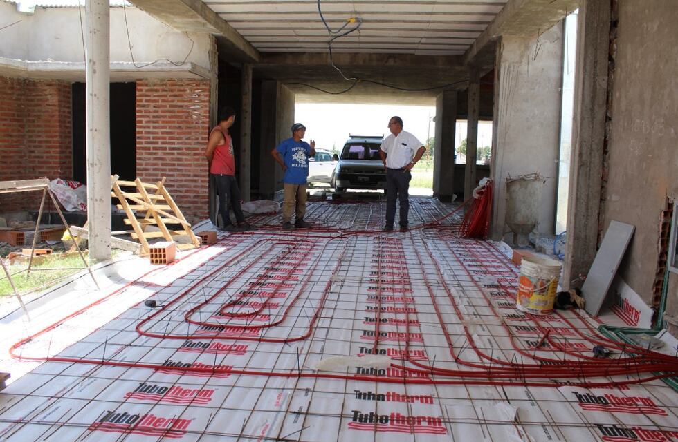 Continúa la obra en el futuro Conservatorio de Música de Tres Arroyos, colocaron la losa radiante