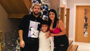 El Kun tiene seis hermanos.