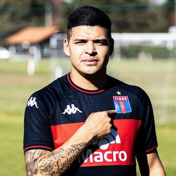 Federico Álvarez, surgido en Belgrano, enfrentó a Talleres jugando para Tigre y palpita el clásico.