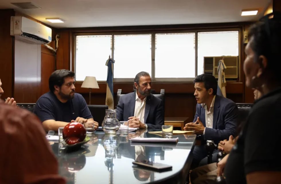 Fin de año sin estruendos: adhesión del Concejo a «Más luces, menos ruidos»