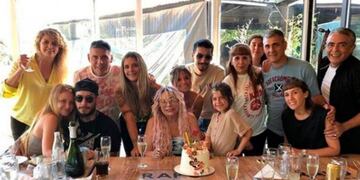 Cumpleaños de Betty Olave junto a su familia.