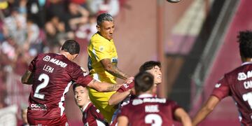 Central cayó como visitante ante Lanús