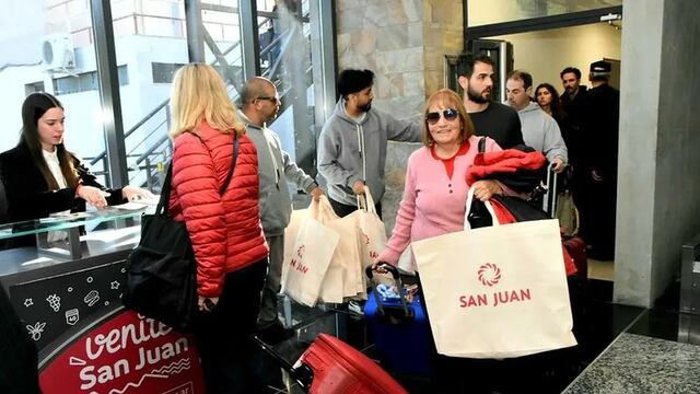 El aeropuerto de San Juan ya está operando y espera las delegaciones para el Mundial Sub 20.