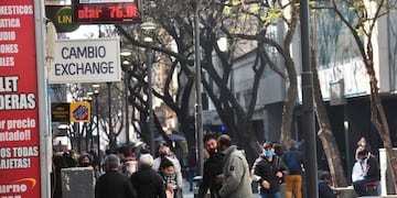El valor del dólar blue en Córdoba el segundo día de septiembre. (Pedro Castillo / Archivo La Voz).