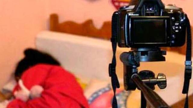 Lo condenaron por abusar sexualmente de menores, en las redes sociales.