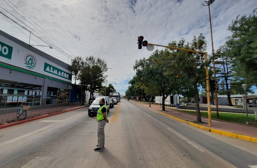 Arroyito: Ruta 19 saturada de vehículos con destino a las Sierras de Córdoba