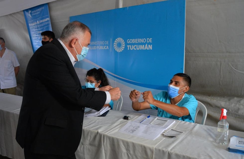 “Aquellos violentos contra los médicos serán detenidos y puestos a disposición de la Justicia”, aseveró el gobernador