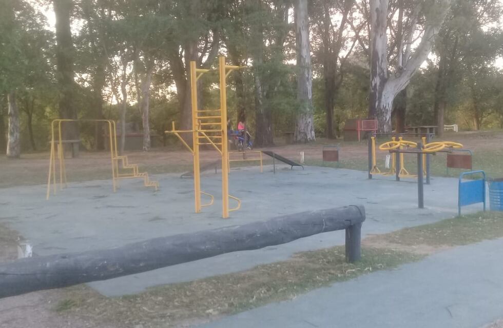 Desde la Municipalidad de Arroyito acercan el deporte al Balneario