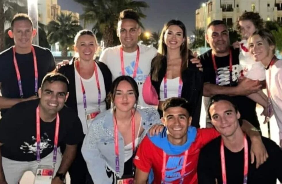 Con Tini Stoessel y el Kun Agüero, así fue el asado de la Selección Argentina en Qatar