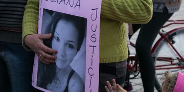 Familiares de Yuliana Chevalier piden justicia en las calles de San Francisco. (Gentileza El Periódico)