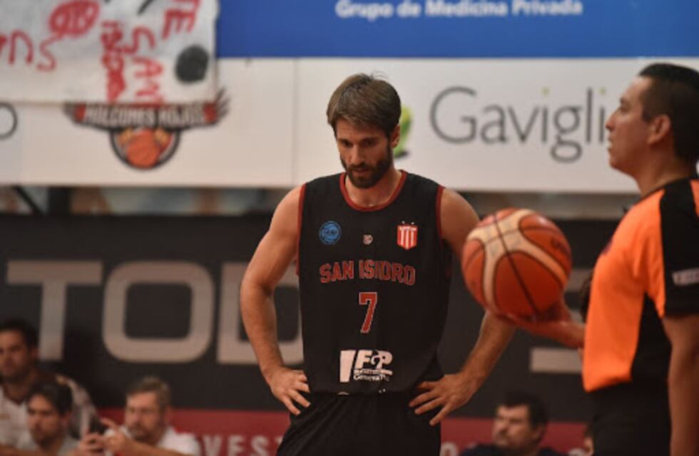 Santiago González se fue de san isidro y es baja para la próxima Liga Argentina