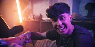 Martin White, el creador de "V16"