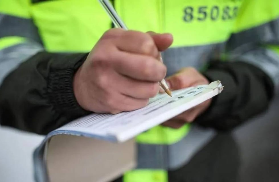 Quienes incumplan esta norma de tránsito muy común en Argentina tendrán que pagar $1.452.000 en marzo 2025