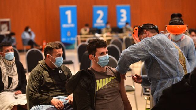 El Centro de Convenciones será uno de los vacunatorios habilitados para completar esquemas sin turno previo. (Pedro Castillo/La Voz)