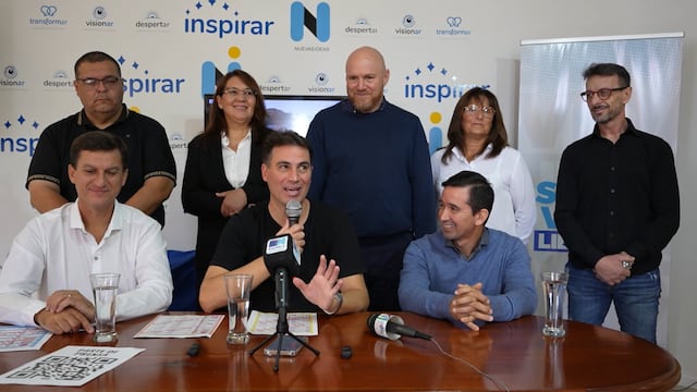 Presentación de los concejales de Somos Vida y Libertad