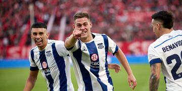 Federico Girotti se sacó las ganas contra Independiente y mando a todos al Diablo. Triunfazo de Talleres (Prensa Talleres).