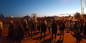 Una gran multitud acompañó a la peregrinación nacional que llegó a Punta Alta