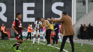 Talleres-Instituto, empate con distinto sabor para sus entrenadores. La T sigue sin ganar en este semestre (Facundo Luque / La Voz).