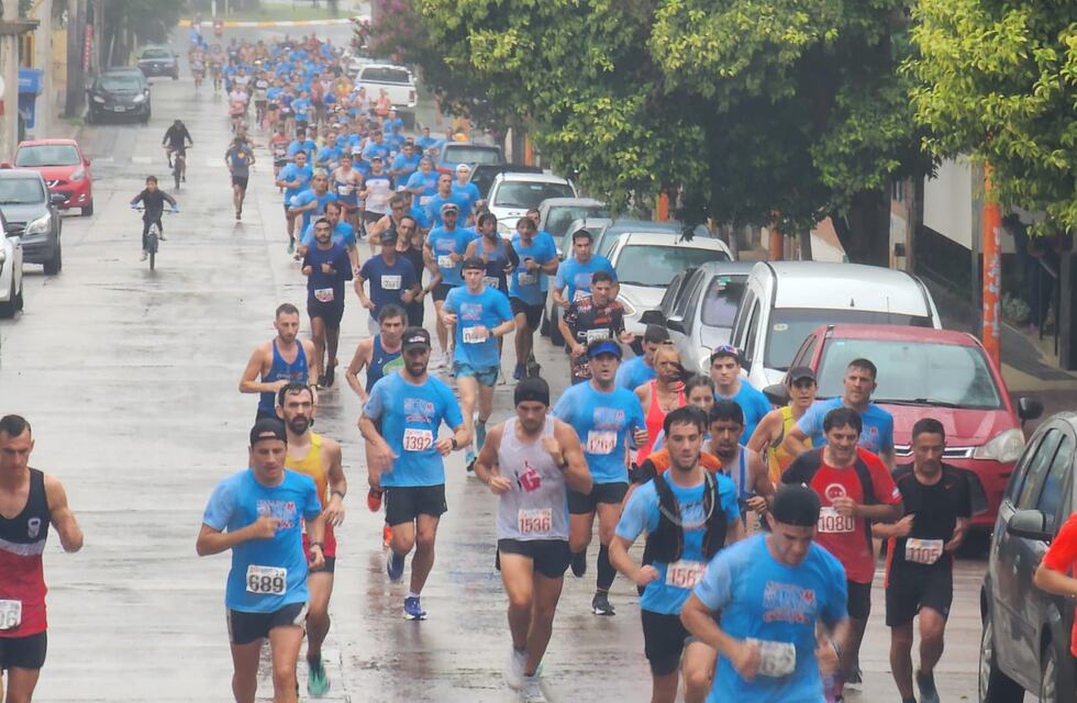Atletas de Arroyito participaron de la Media Maratón de Villa Carlos Paz