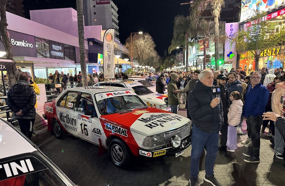 Villa Carlos Paz recibió a las “Leyendas del Rally”