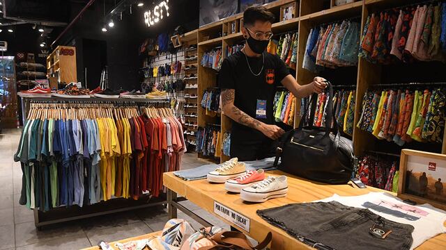 Los precios de la indumentaria, subieron más que la inflación, en algunos casos el 70% según el aumulado anual. José Gutiérrez/Los Andes