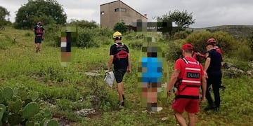 Operativo de emergencia en Tanti: rescatan a dos jóvenes atrapadas por la crecida del río